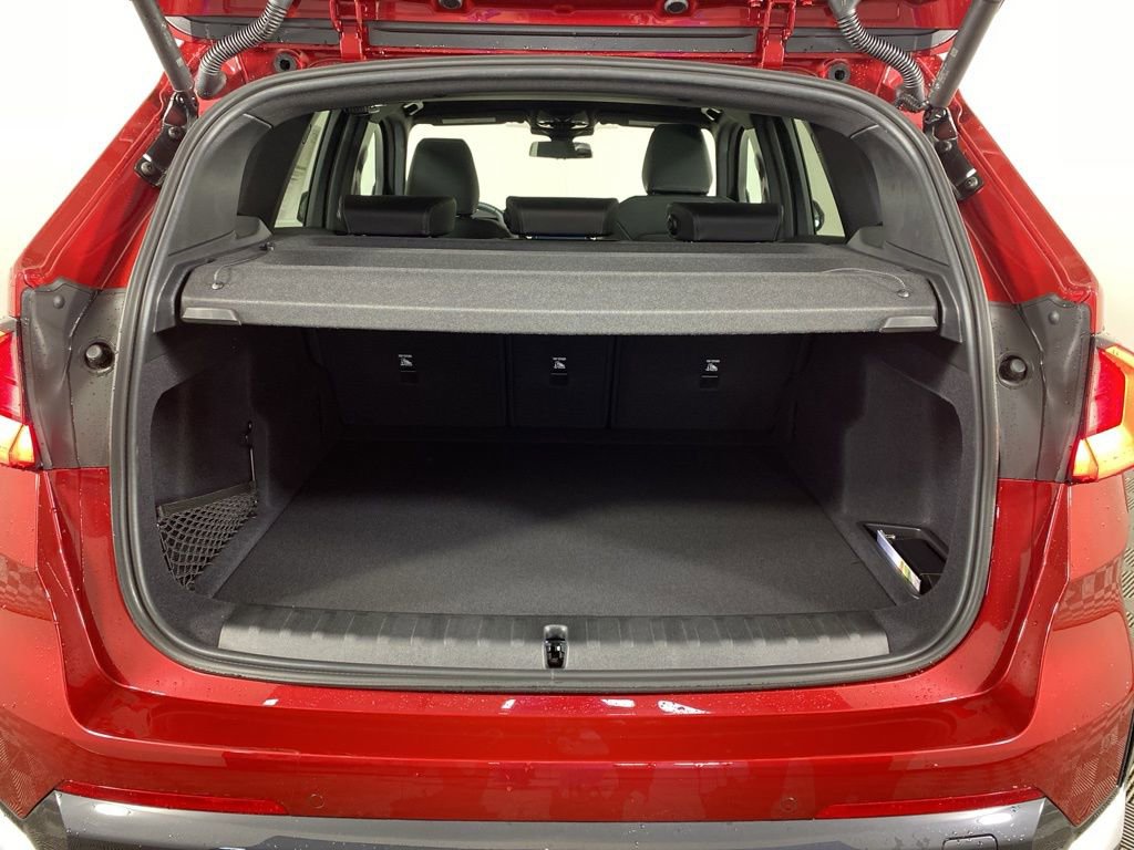 New 2026 BMW X1 xDrive28i AWD/4WD image 12