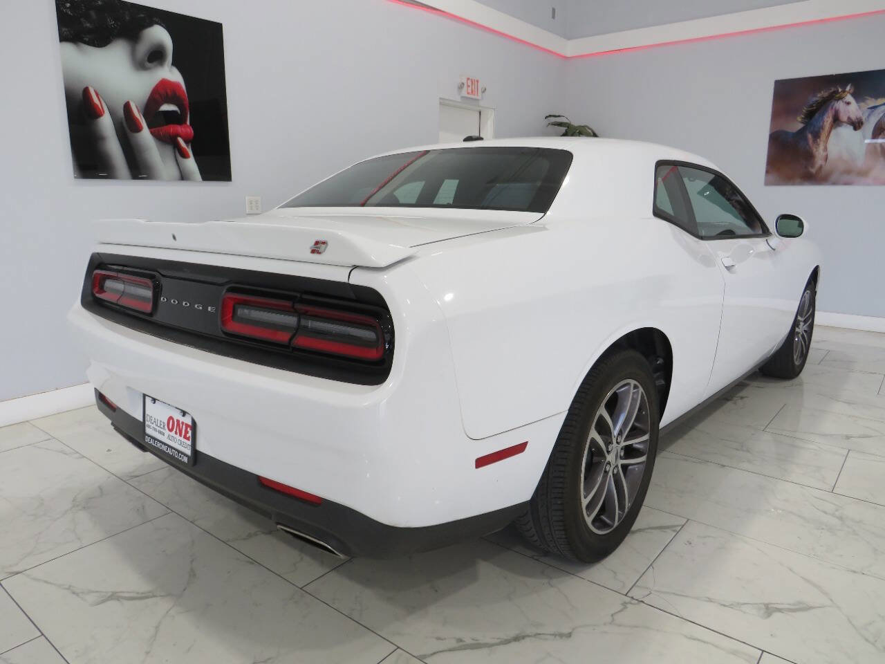Used 2019 Dodge Challenger SXT AWD/4WD image 3