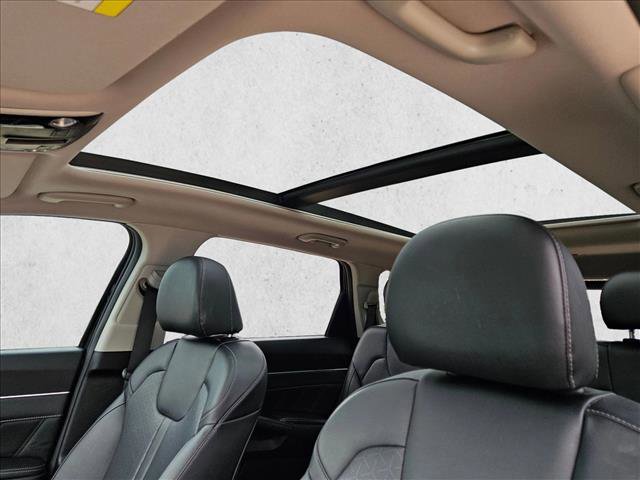 Used 2023 Kia Sorento SX FWD image 16