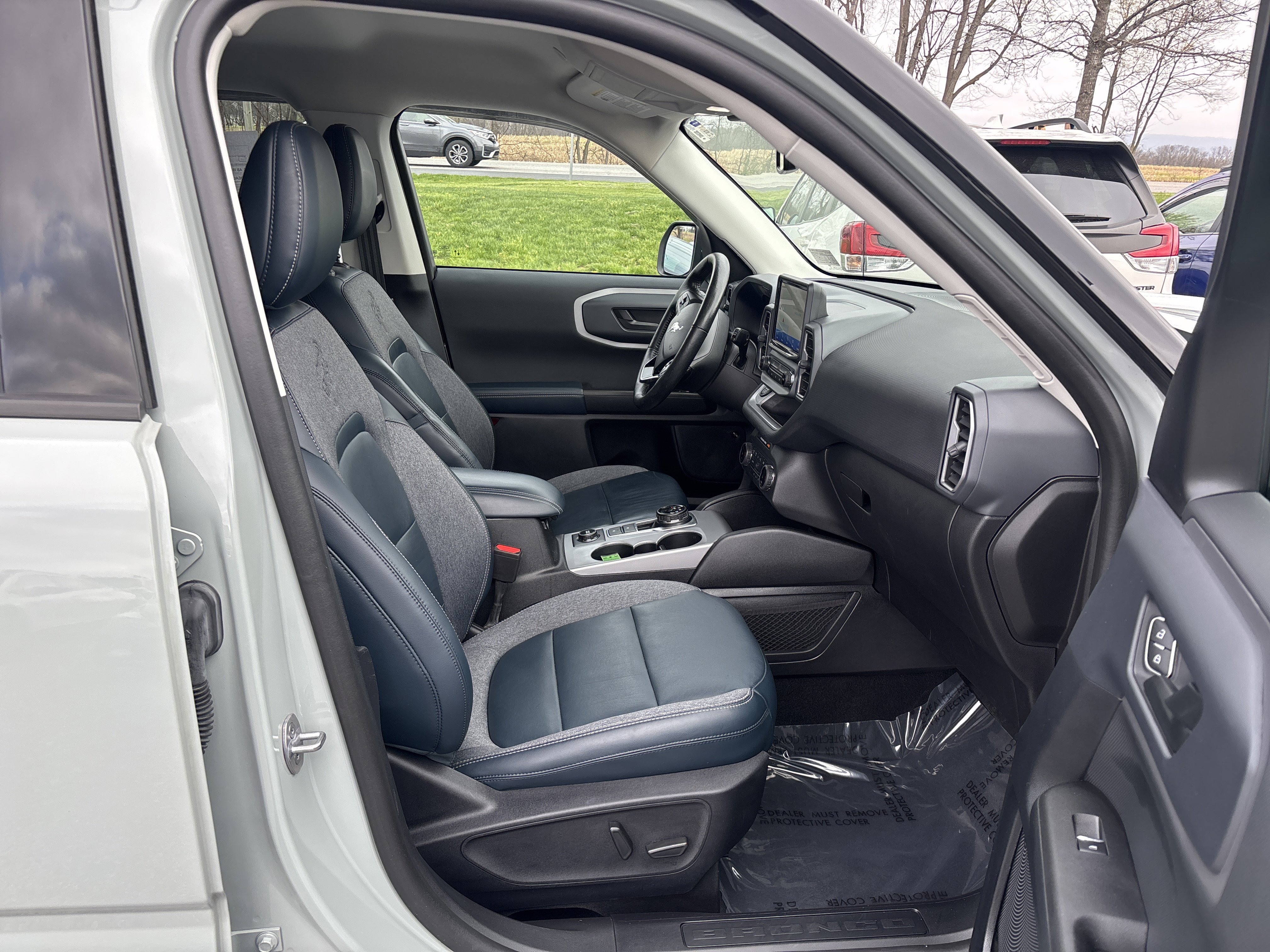 Used 2022 Ford Bronco Sport Outer Banks w/ Tech Package image 15