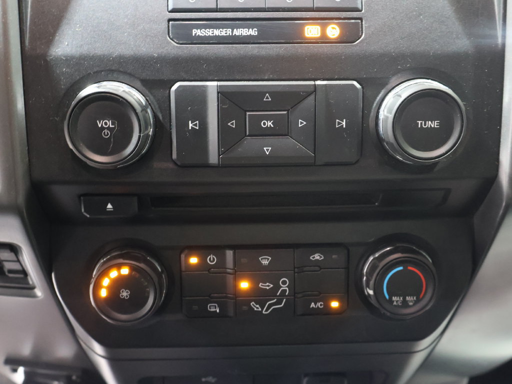 Used 2017 Ford F250 XLT AWD/4WD image 27
