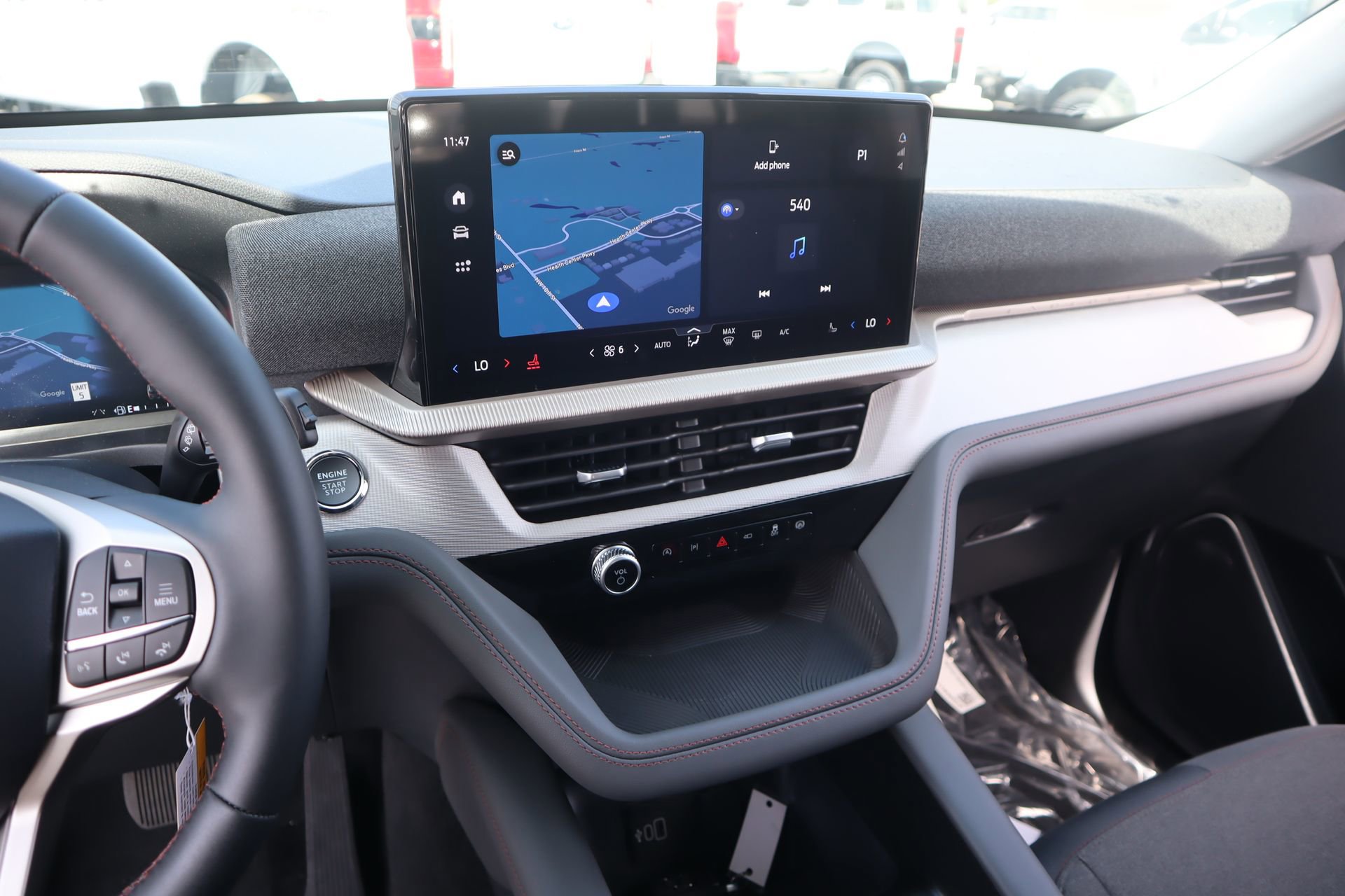 New 2026 Ford Explorer Active RWD image 5