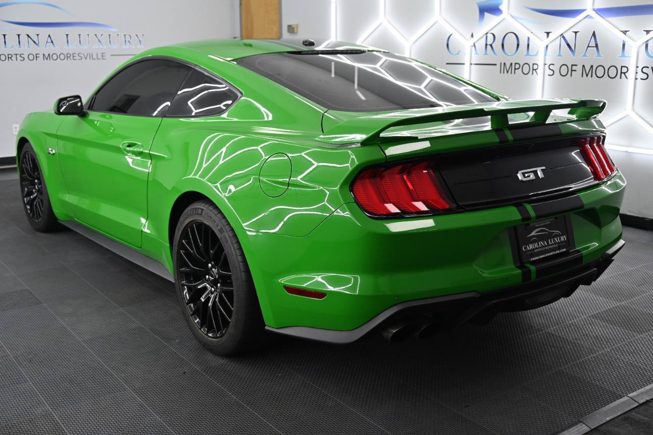 Used 2019 Ford Mustang GT Premium w/ GT Performance Package RWD image 2