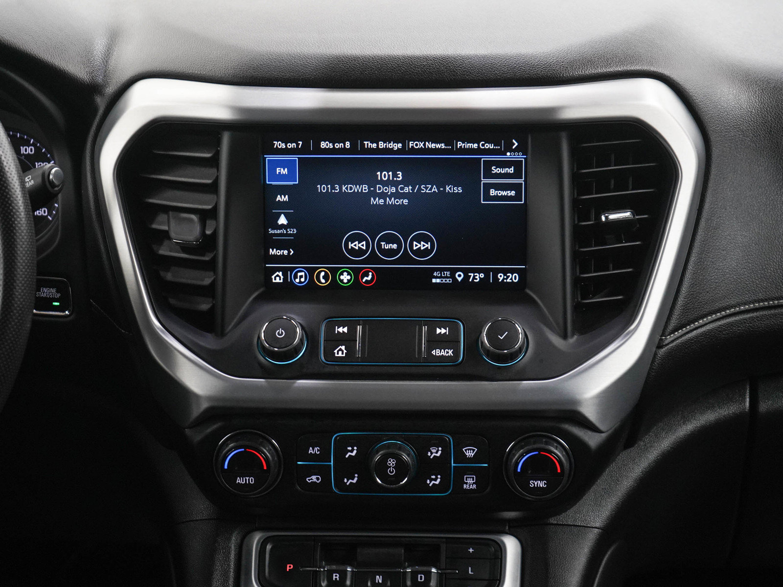 Used 2021 GMC Acadia SLE w/ Driver Convenience Package AWD/4WD image 16