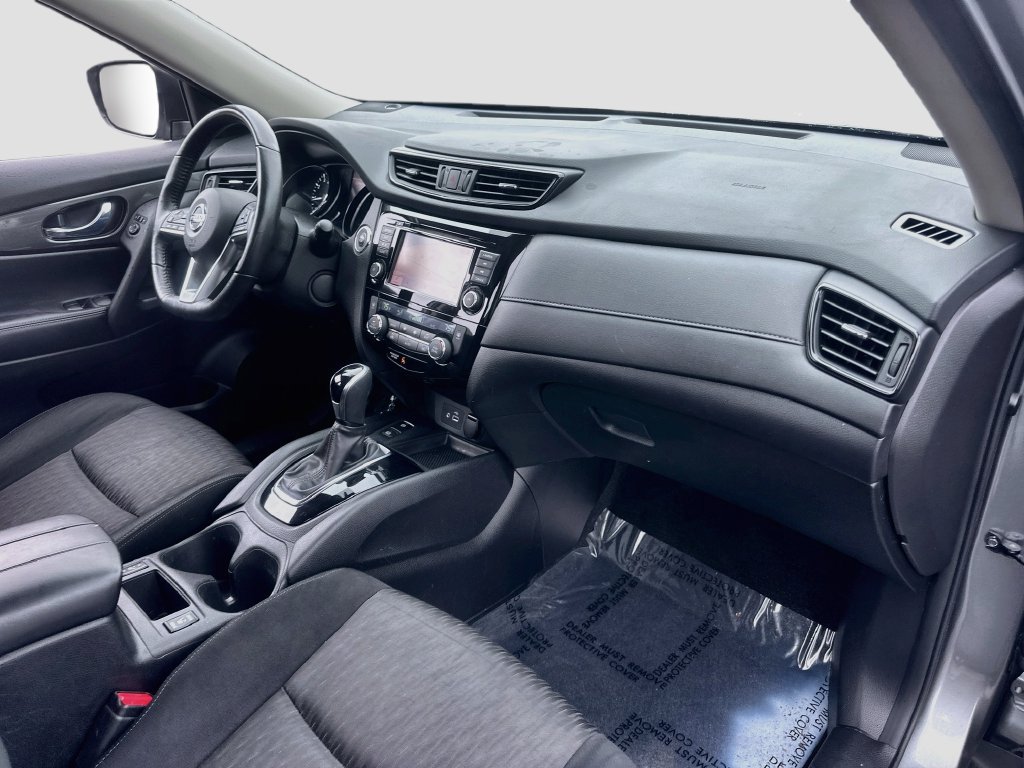 Used 2019 Nissan Rogue SV w/ Premium Package FWD image 28