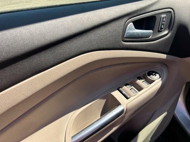 Used 2014 Ford Escape SE image 23