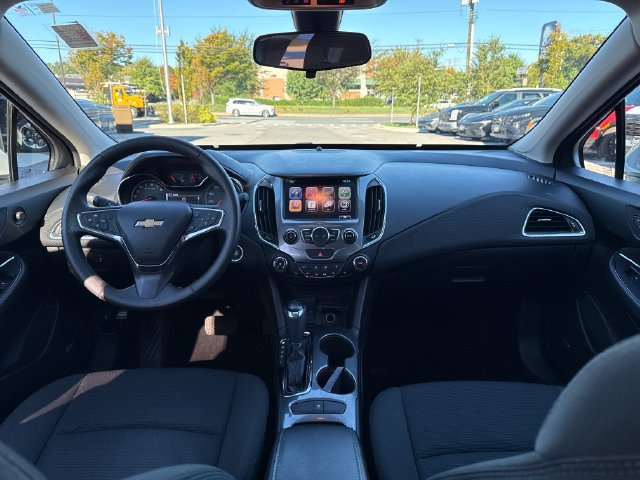 Used 2016 Chevrolet Cruze LT w/ Sun And Sound Package FWD image 12