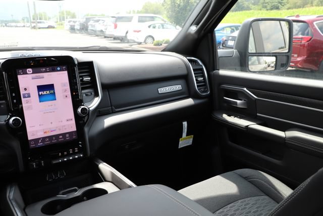 New 2026 RAM 2500 Big Horn AWD/4WD image 25