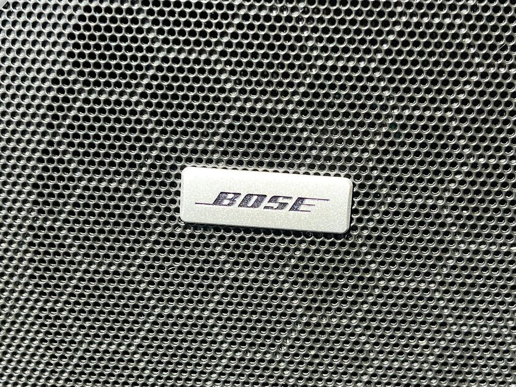 Used 2023 Chevrolet Traverse RS image 19