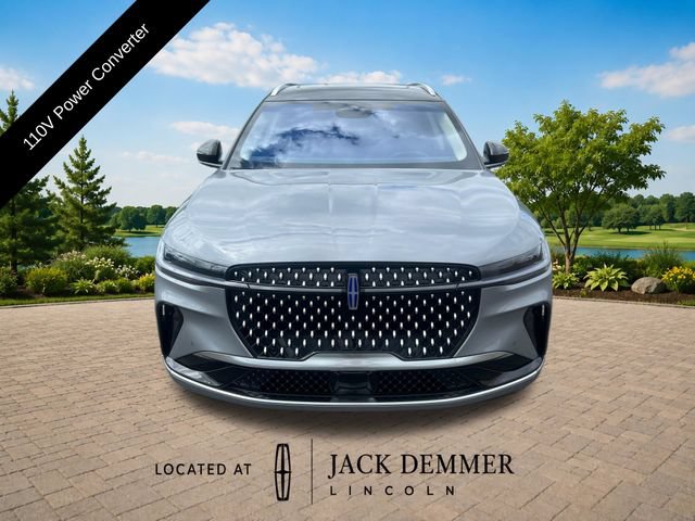 Certified 2024 Lincoln Nautilus Reserve w/ Equipment Group 202A AWD/4WD image 11