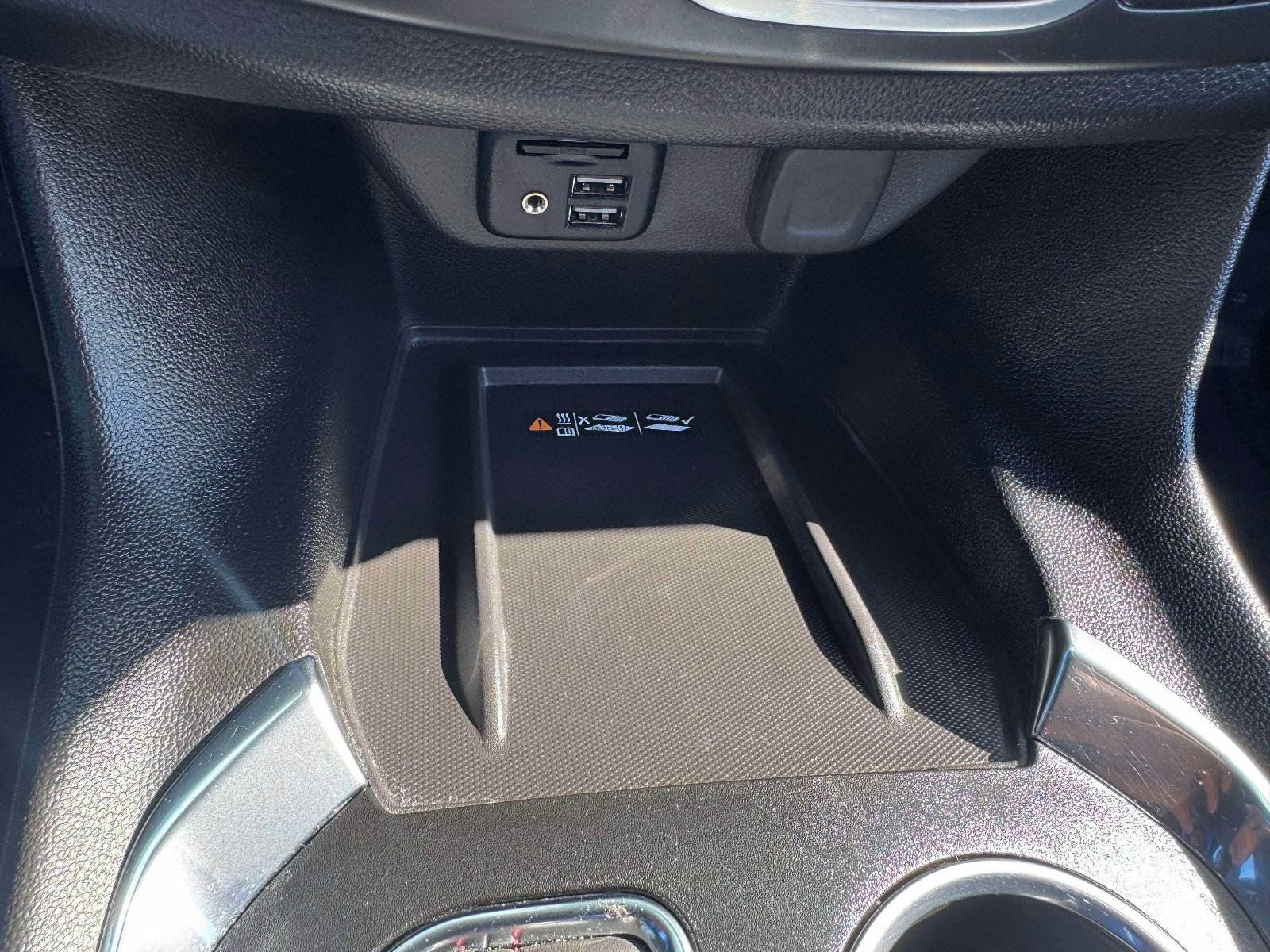 Used 2023 Chevrolet Traverse RS image 30