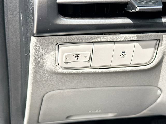 Certified 2026 Hyundai Tucson SE FWD image 10