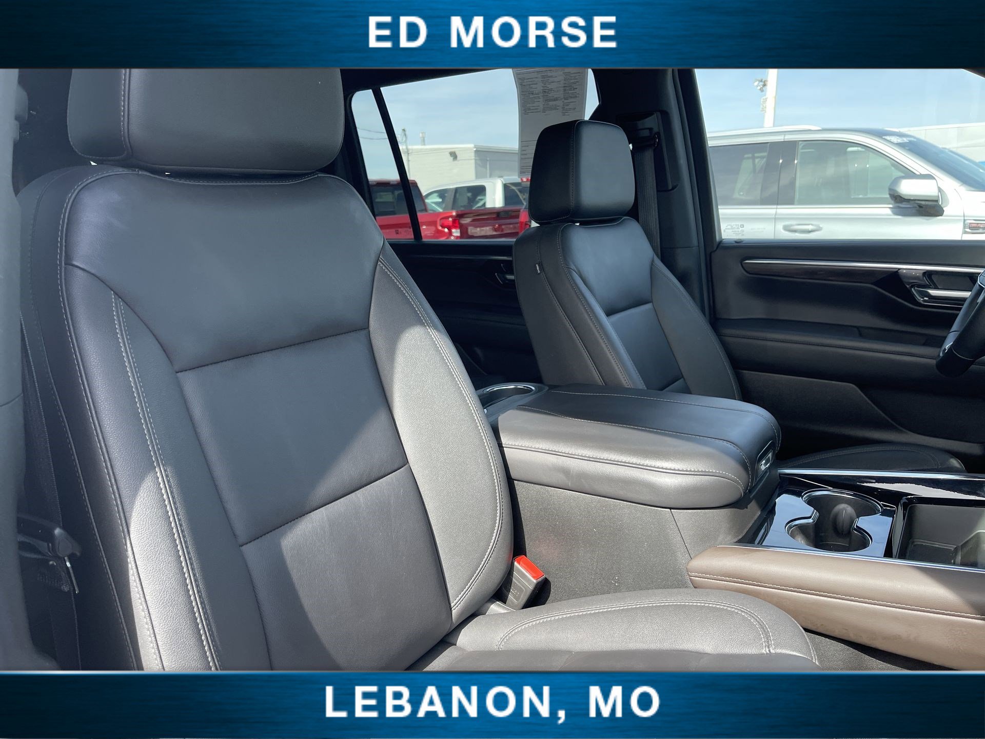 Certified 2025 Chevrolet Suburban Z71 image 26