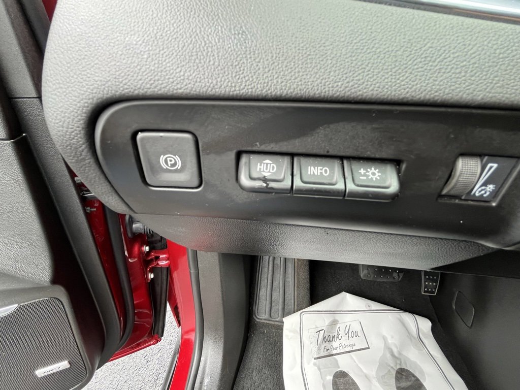 Used 2024 Buick Enclave Premium image 5