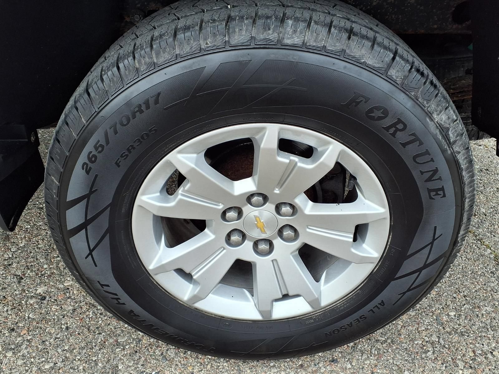 Used 2019 Chevrolet Colorado LT AWD/4WD image 9