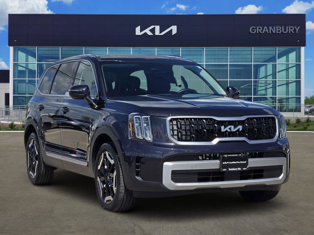 Used 2025 Kia Telluride EX AWD/4WD image 3