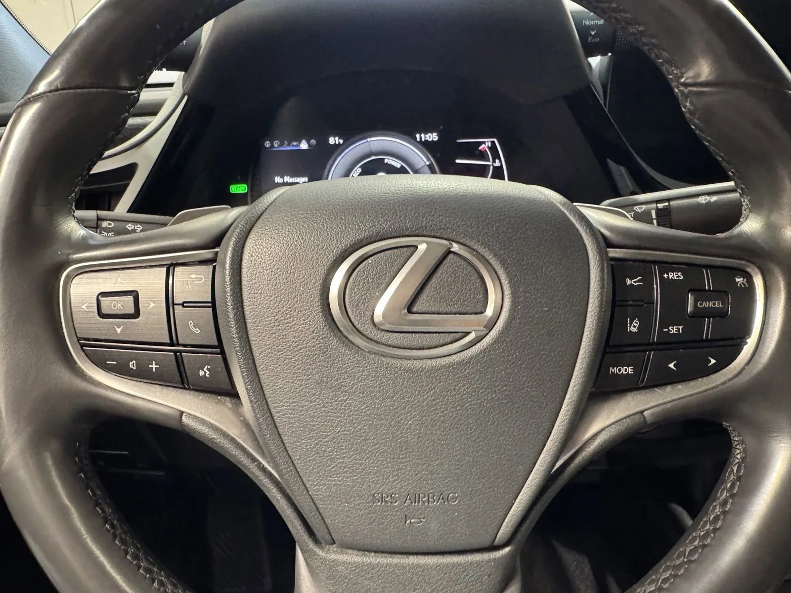 Used 2023 Lexus ES 300h w/ Premium Package image 19