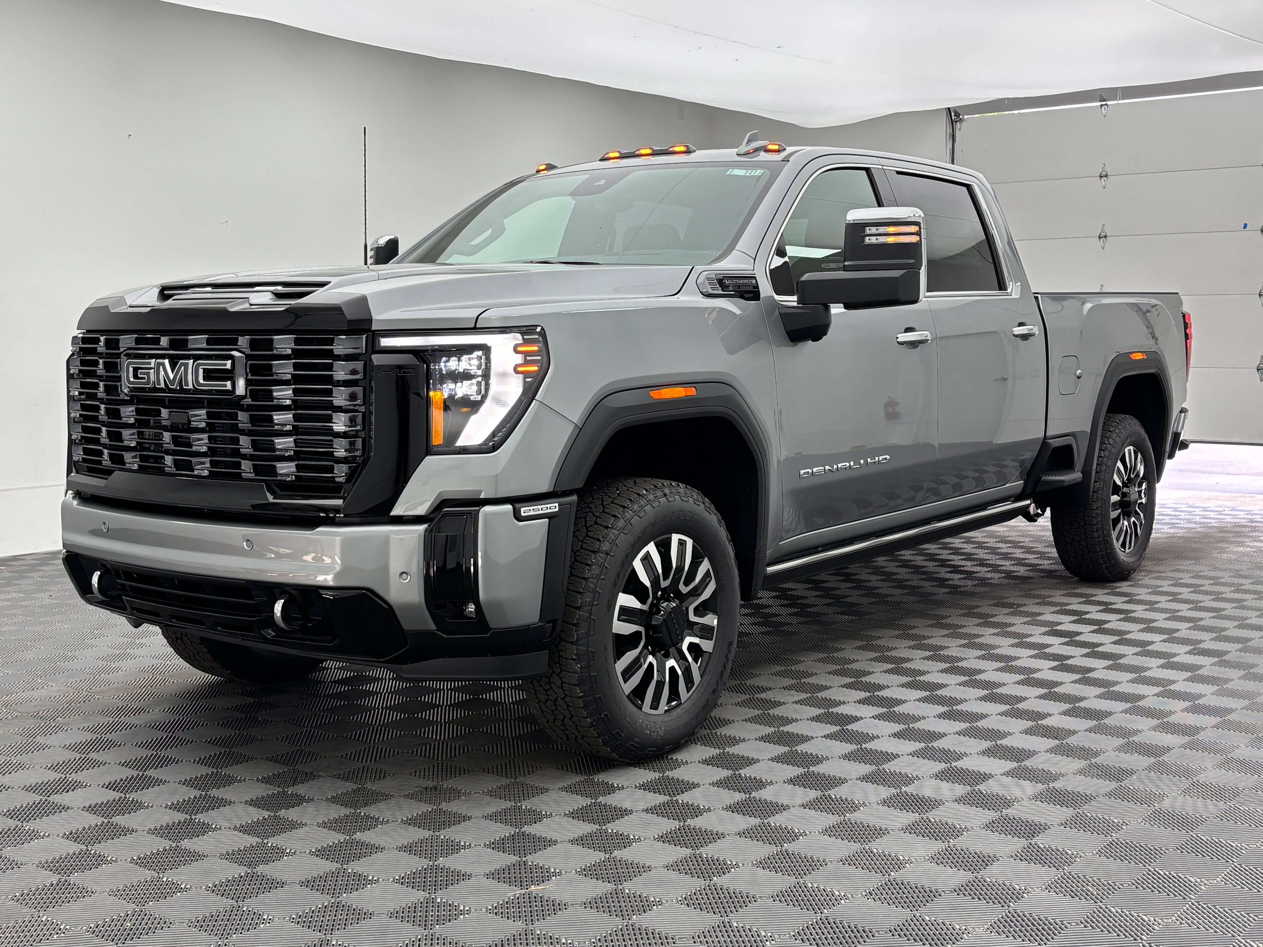 New 2026 GMC Sierra 2500 Denali Ultimate AWD/4WD image 2