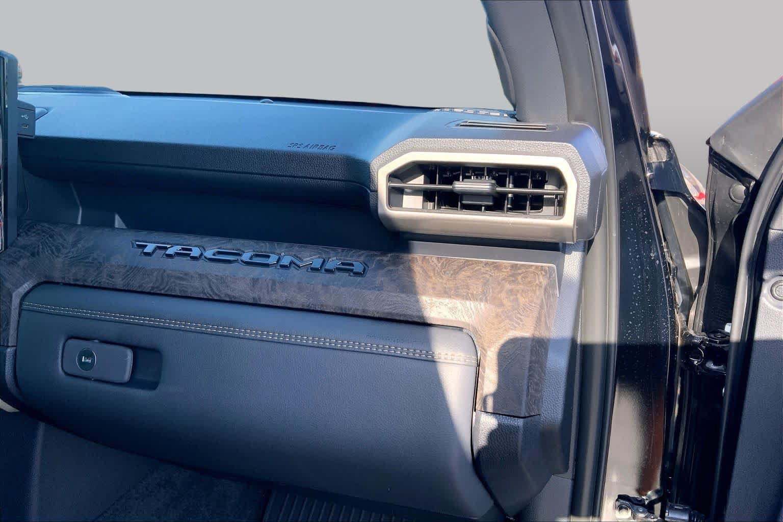 Certified 2026 Toyota Tacoma Limited AWD/4WD image 19