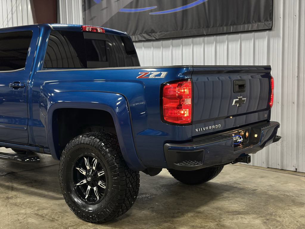 Used 2018 Chevrolet Silverado 1500 LT w/ All Star Edition image 11