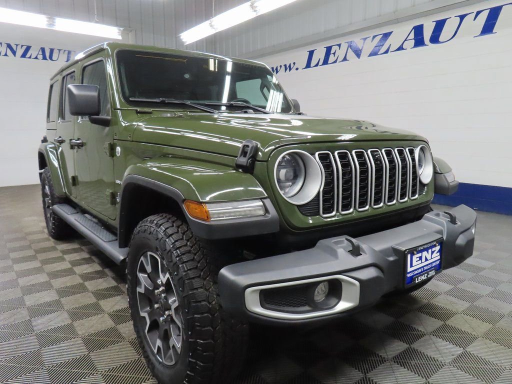 Used 2024 Jeep Wrangler Unlimited Sahara w/ Technology Group AWD/4WD video 3
