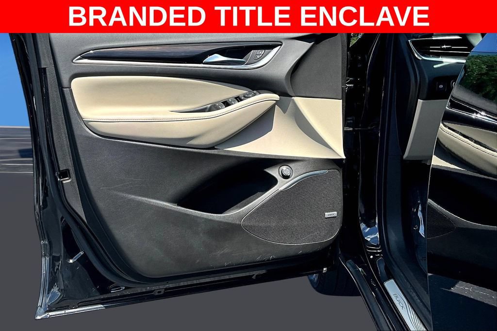 Used 2020 Buick Enclave Essence w/ Sound and Sites Package FWD image 22