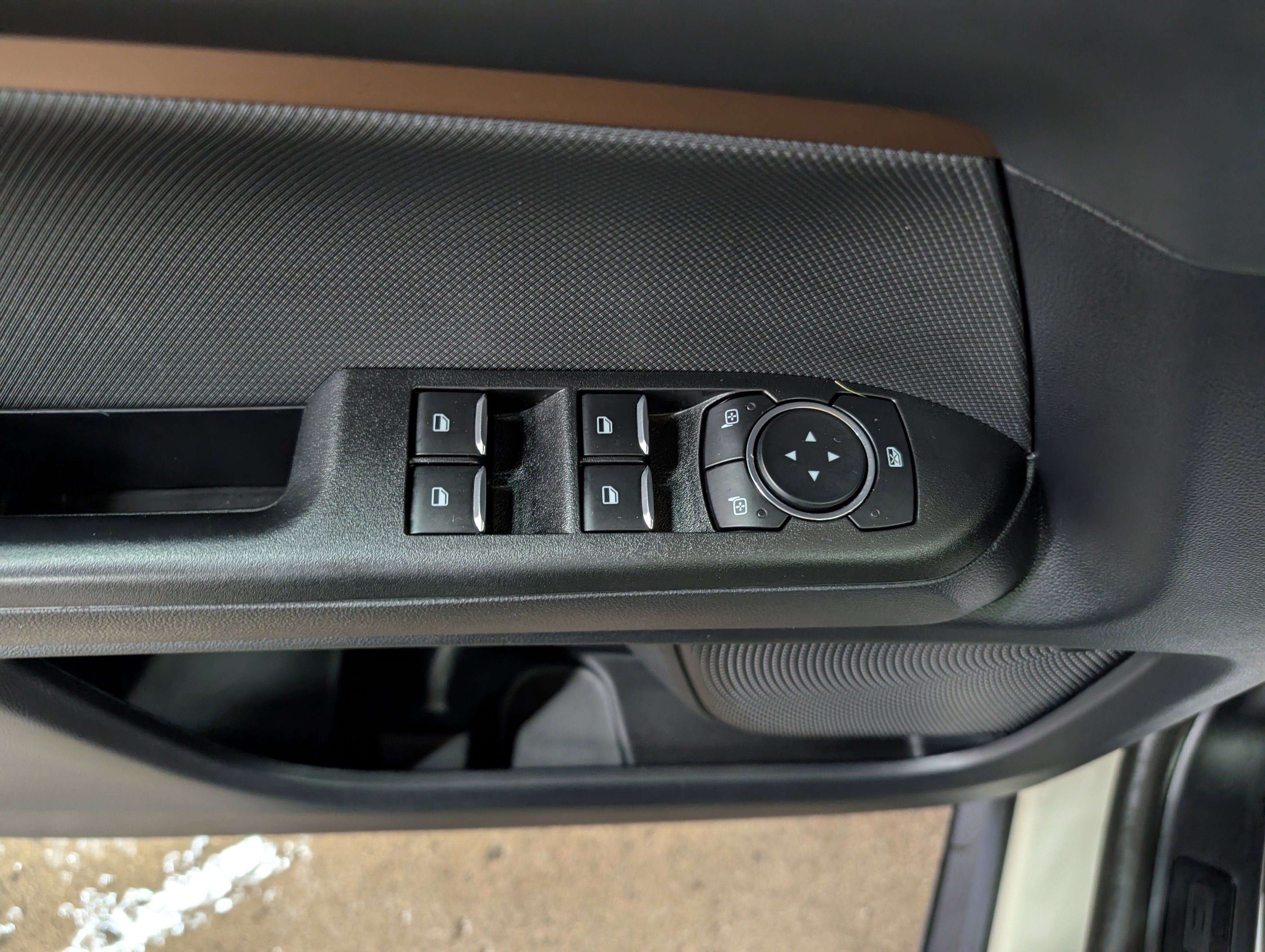 Used 2024 Ford Bronco Sport Outer Banks w/ Tech Package AWD/4WD image 5