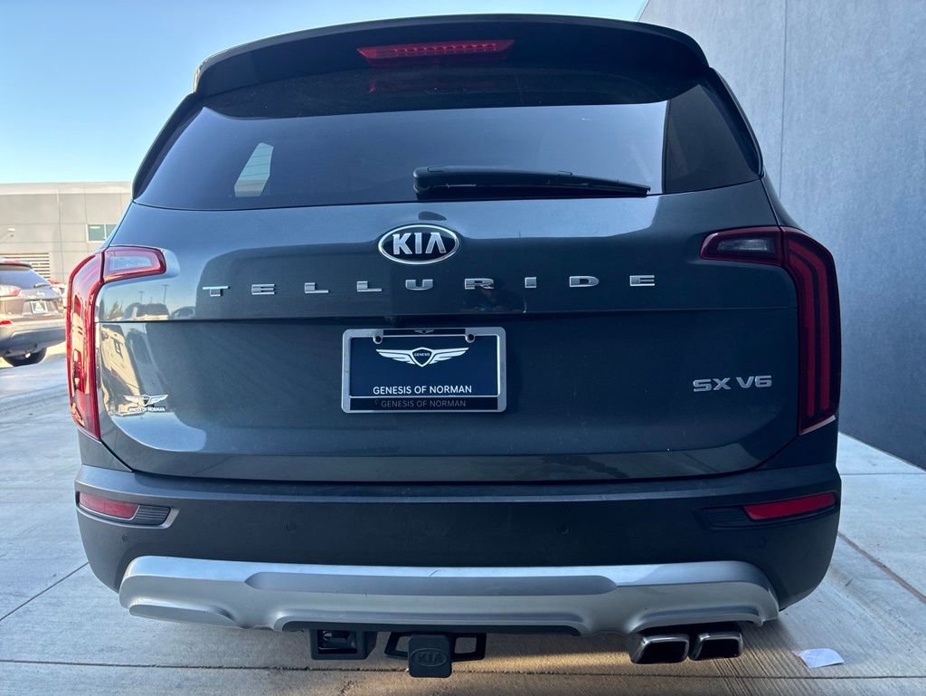 Used 2020 Kia Telluride SX w/ Towing Package FWD image 5