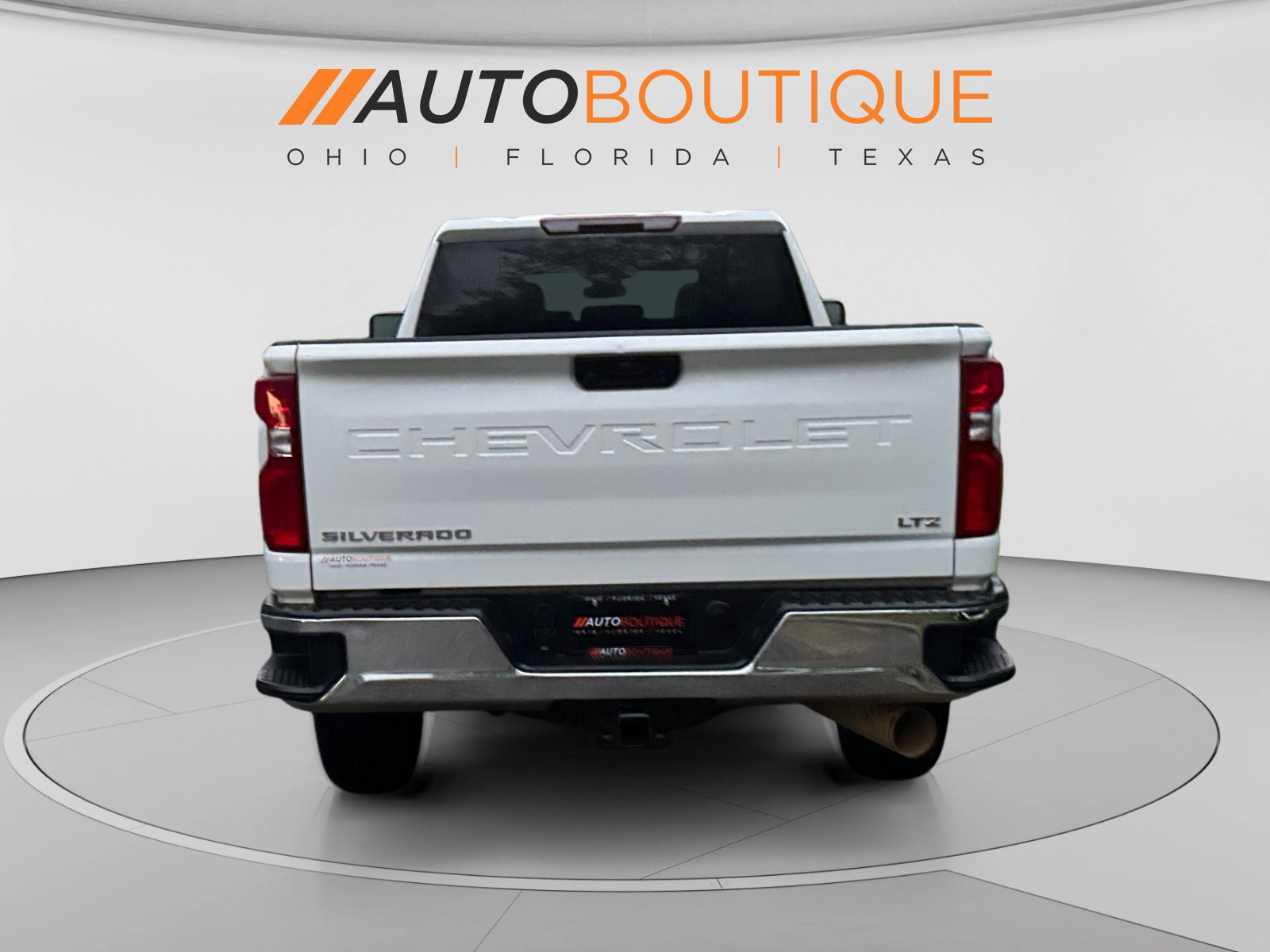 Used 2024 Chevrolet Silverado 2500 LTZ AWD/4WD image 4