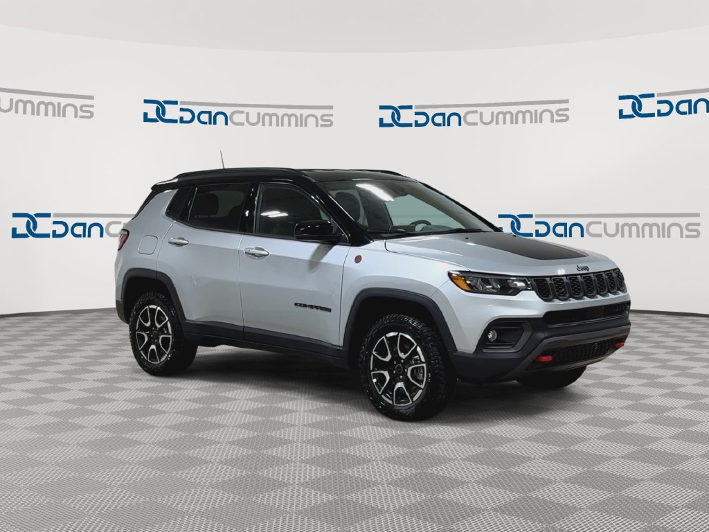New 2026 Jeep Compass Trailhawk AWD/4WD image 3