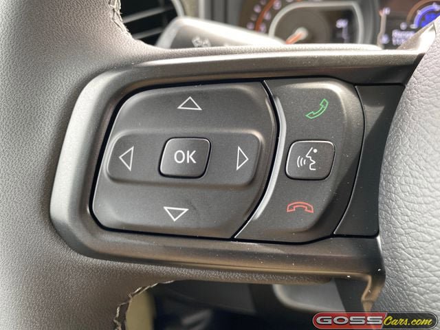 New 2026 Jeep Gladiator Sport AWD/4WD image 17