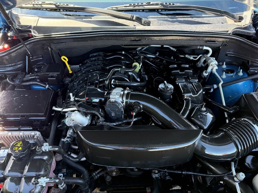 Used 2025 Dodge Durango GT image 14