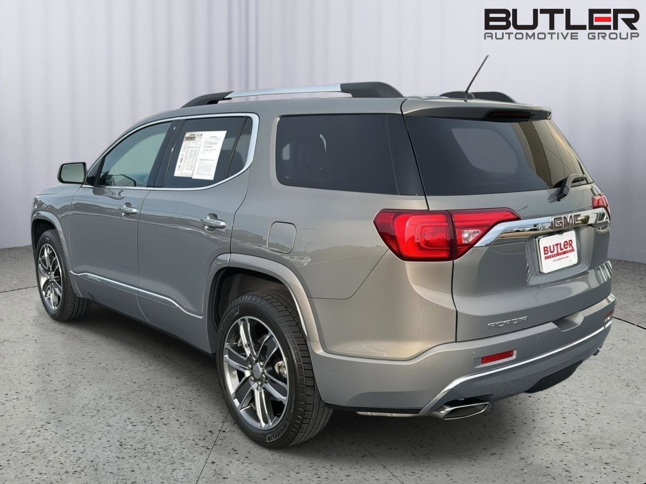 Used 2019 GMC Acadia Denali w/ Technology Package image 3