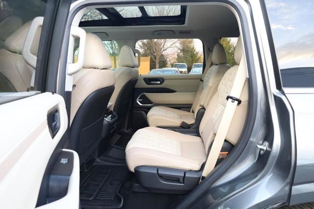 New 2026 Nissan Armada Platinum image 25