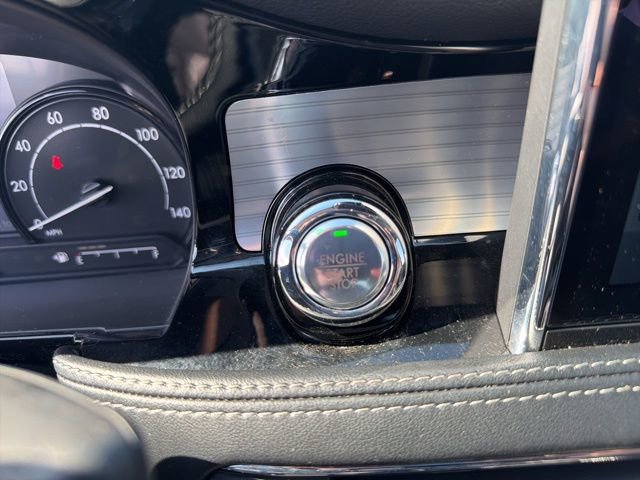 Used 2022 Lincoln Corsair AWD w/ Premium Package image 20
