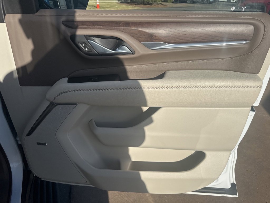 Certified 2021 GMC Yukon Denali w/ Denali Premium Package image 32