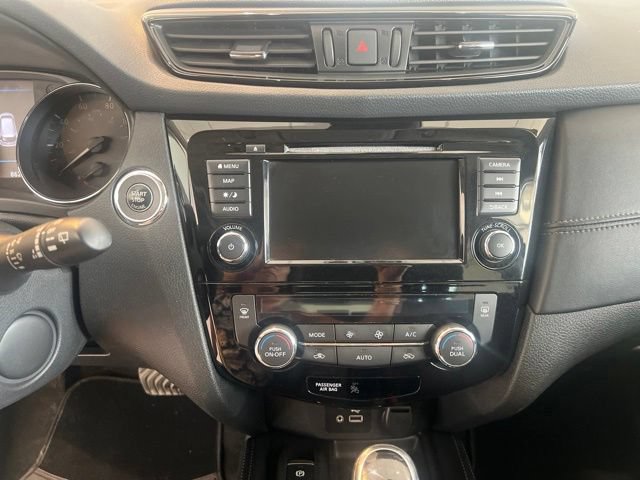 Used 2019 Nissan Rogue SL AWD/4WD image 21