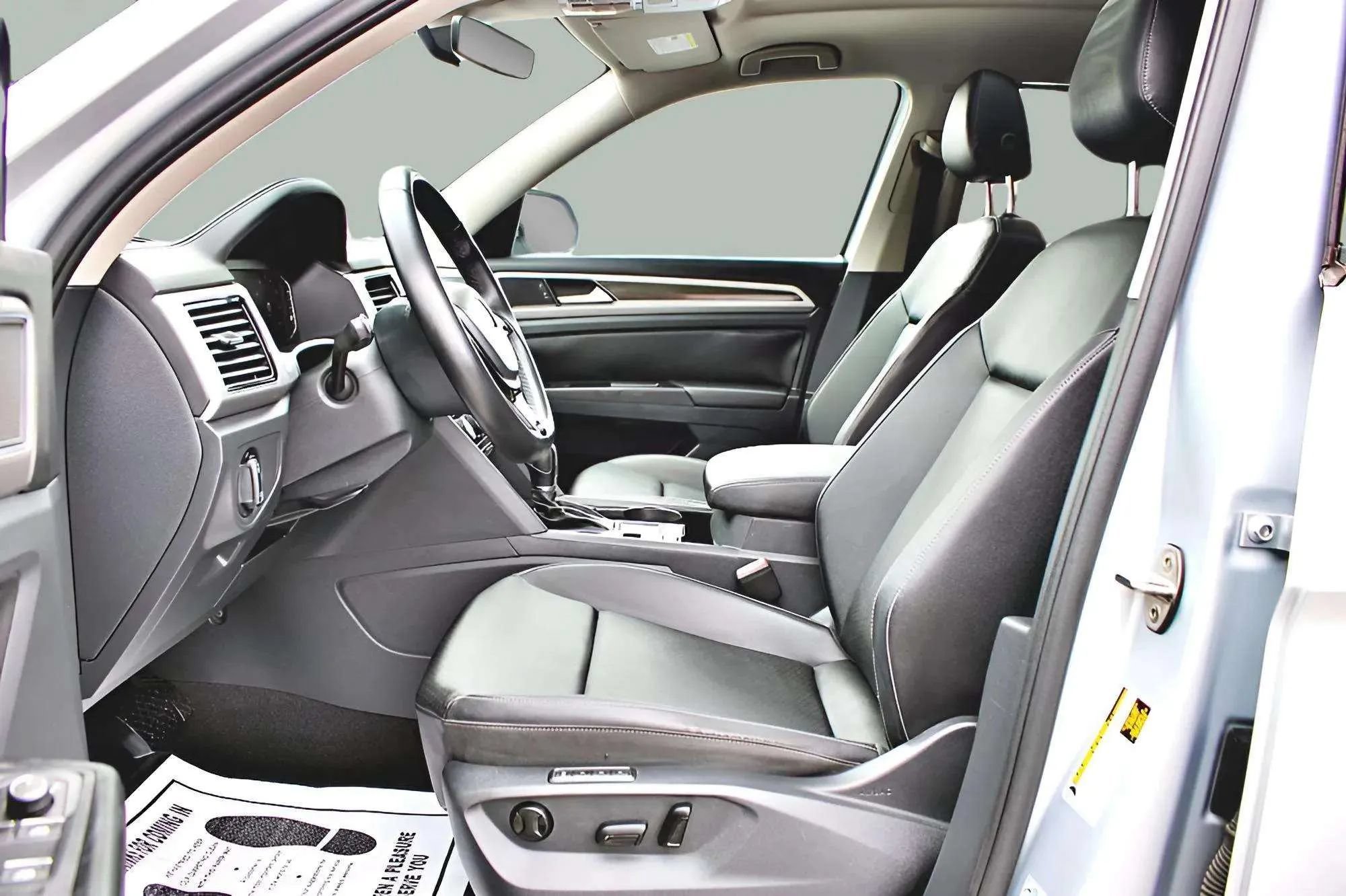 Used 2019 Volkswagen Atlas SEL FWD image 9