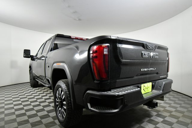 Used 2024 GMC Sierra 3500 Denali Ultimate image 13