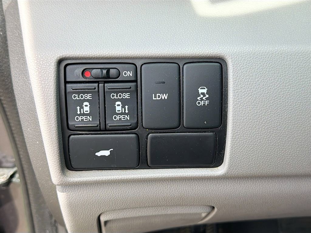 Used 2016 Honda Odyssey EX-L image 23
