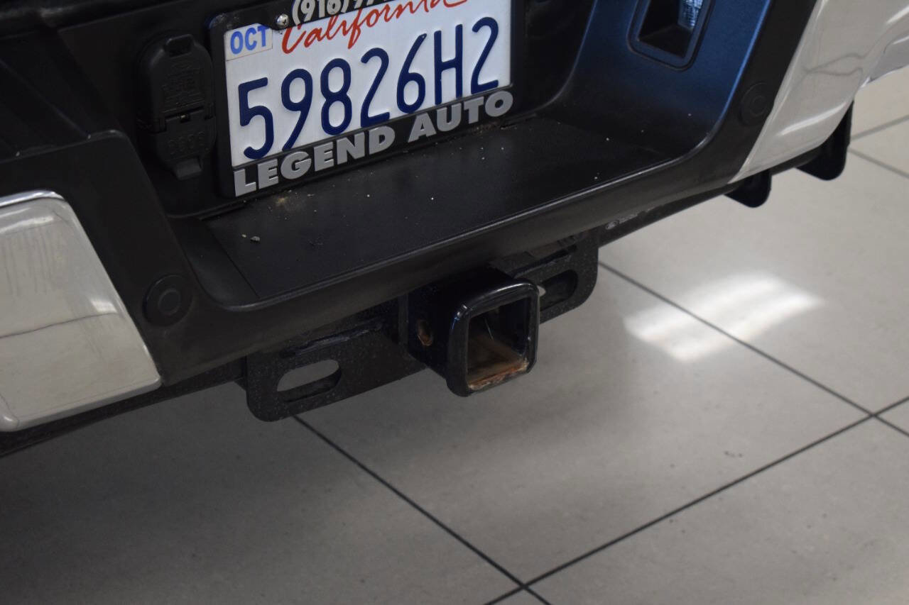 Used 2017 Ford F350 XLT w/ XLT Premium Package image 27