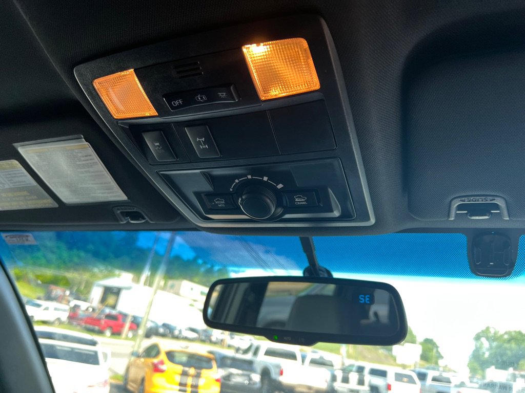 Used 2017 Toyota Tacoma TRD Off-Road image 62