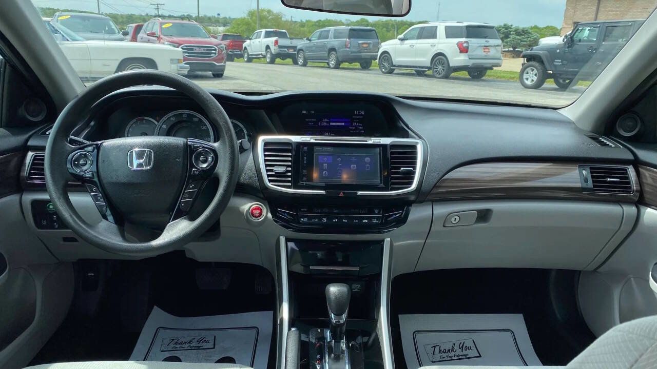 Used 2017 Honda Accord EX image 21