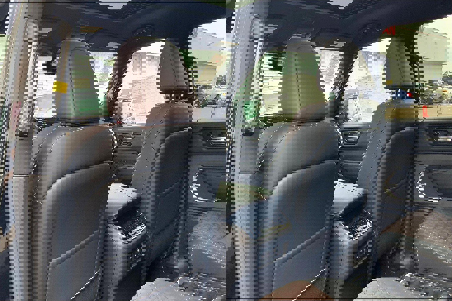 New 2025 Nissan Armada Platinum w/ Convenience Package image 17