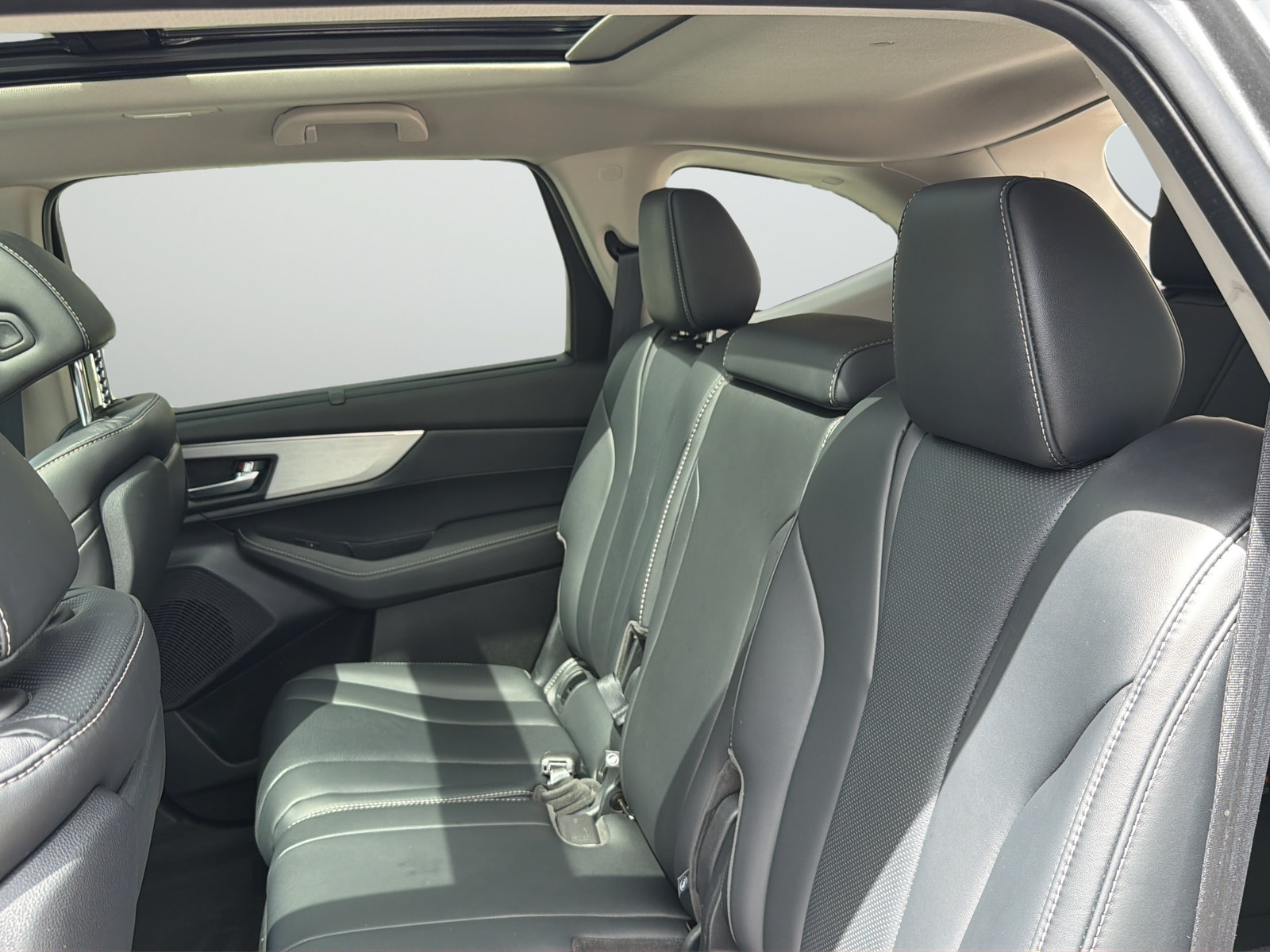 Used 2024 Acura MDX w/ Technology Package FWD image 37