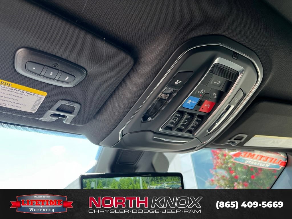 New 2026 Jeep Grand Cherokee L Limited AWD/4WD image 9