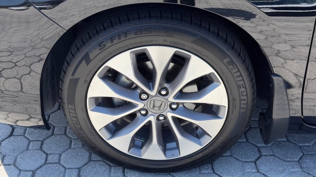 Used 2013 Honda Accord LX-S image 17