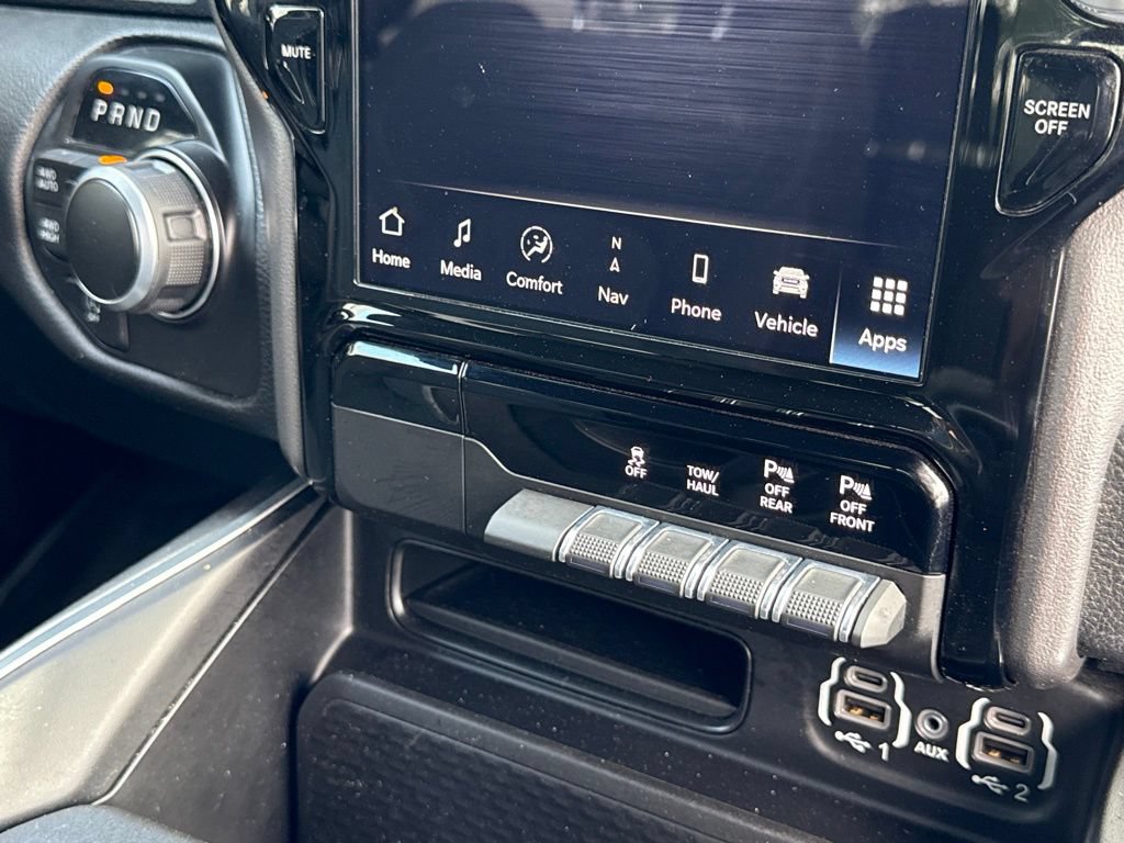 Used 2023 RAM 1500 Big Horn AWD/4WD image 32