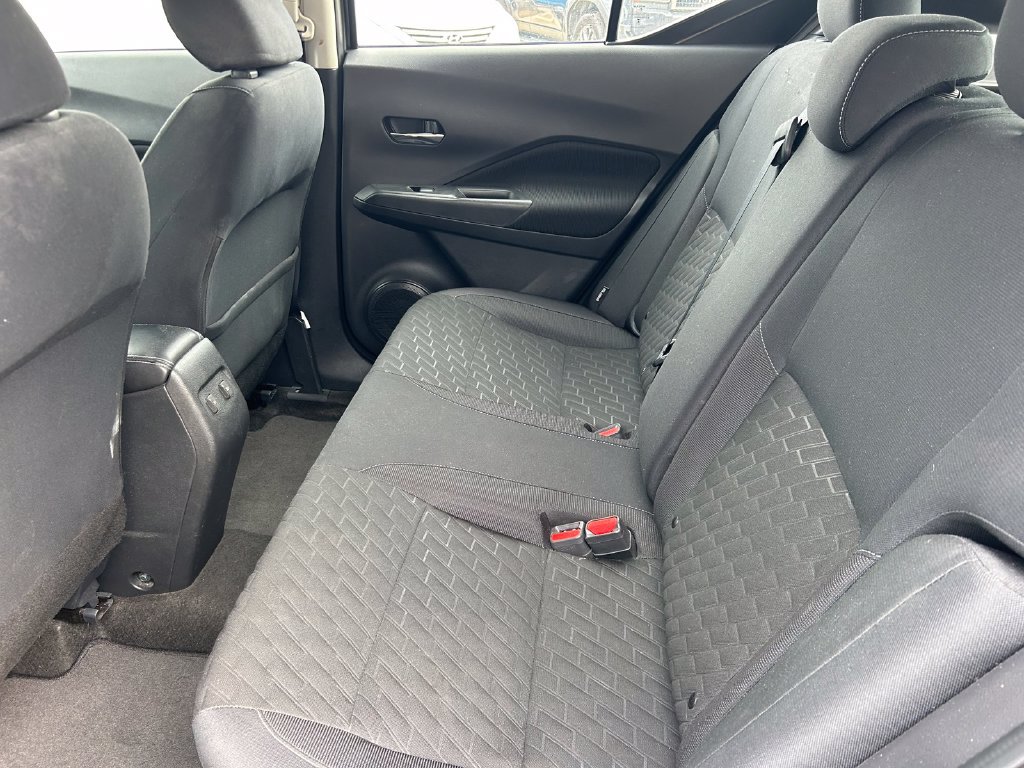 Used 2023 Nissan Kicks SV FWD image 15