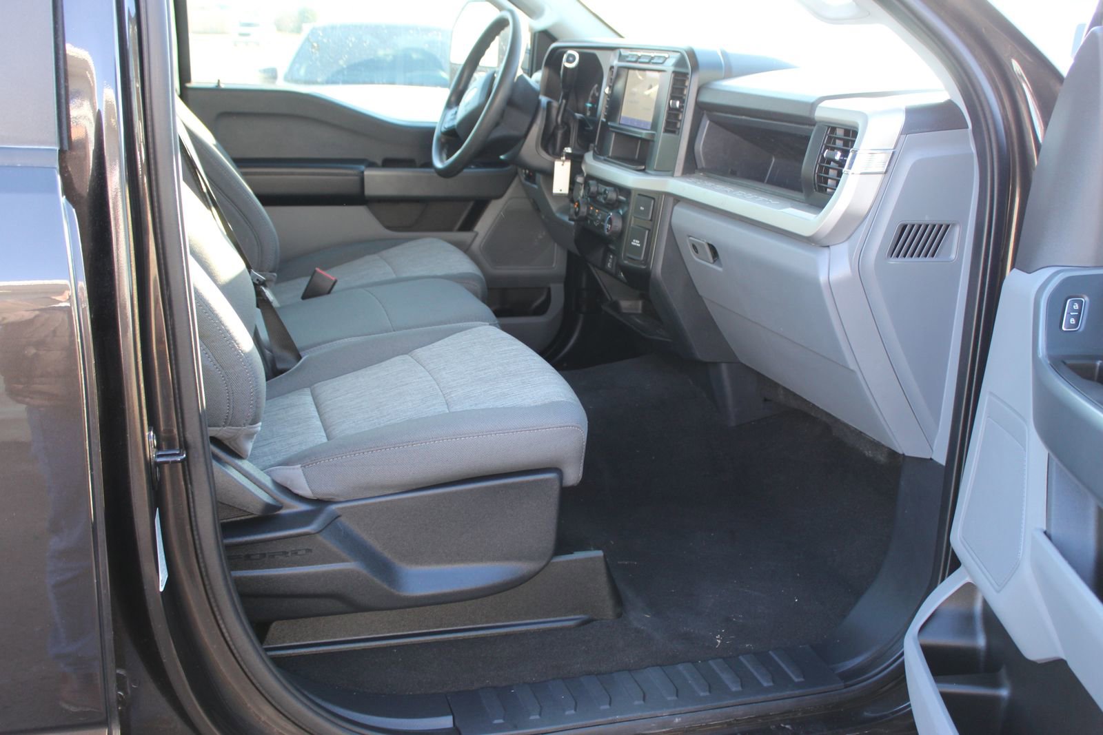 Used 2024 Ford F250 XL w/ STX Appearance Package image 15